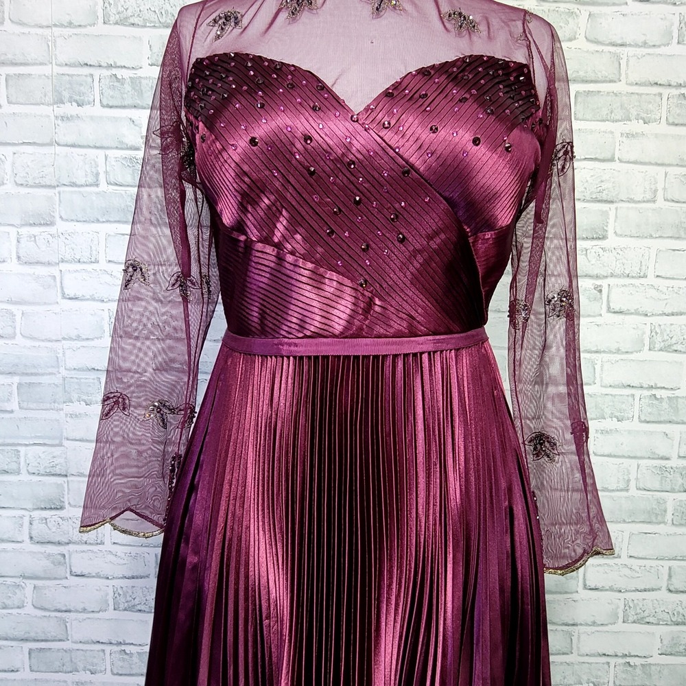 Ted Baker 4/L‎ Limited Edition Purple Pleated Formal Gown Beaded Long Sleeve - Picture 9 of 16